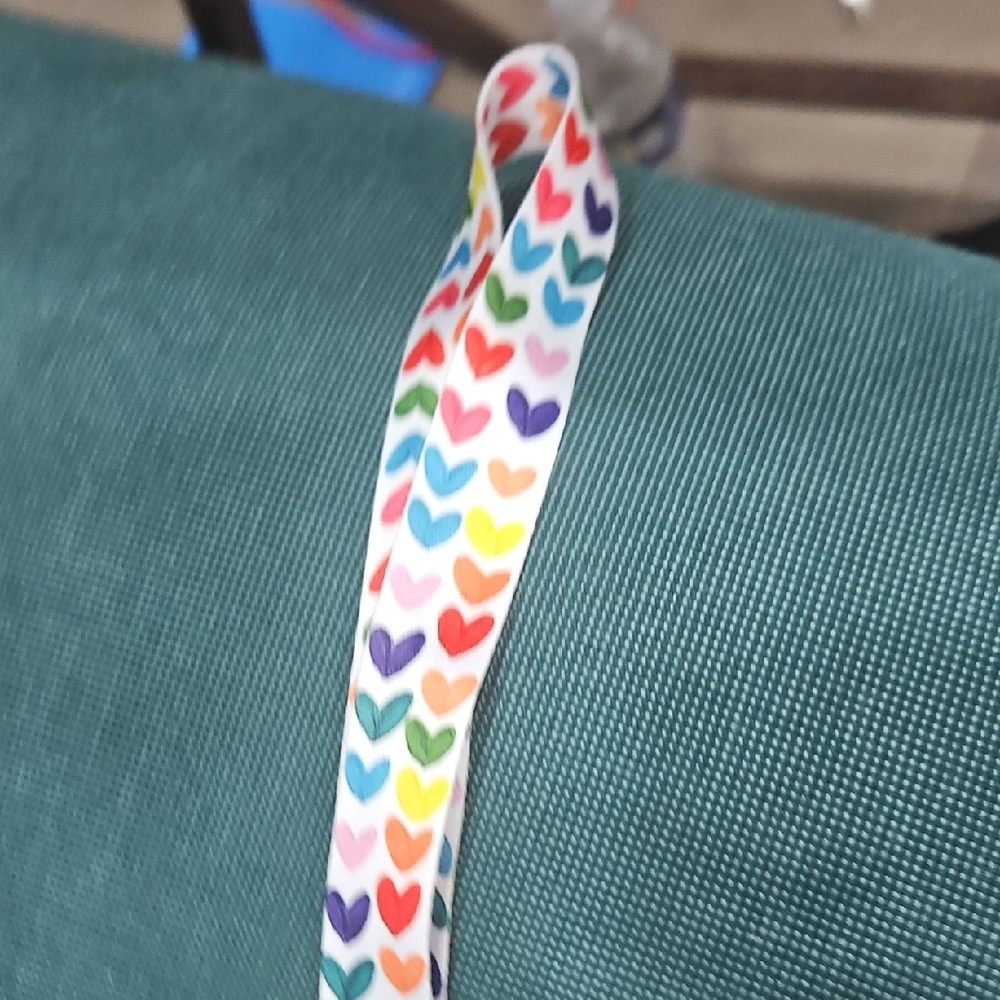 Colorful Heart Pattern Lanyard - Picture 5 of 6